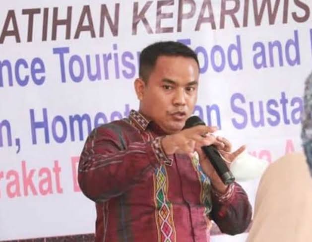 Pemcam Pangururan ‘Menata Dengan Hati Bersih Sehat dan Kreatif
