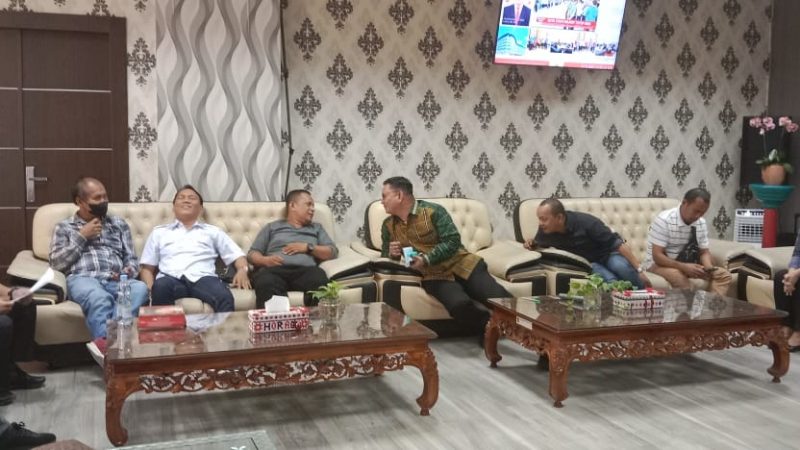 Jalin Sinergitas, Ali Sipahutar Undang Wartawan Unit DPRD Medan Dalam Pertemuan Silaturahmi