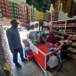 Pada Saat Lebaran, Sat Binmas Cek Harga dan Ketersediaan Minyak Goreng di Toko-toko