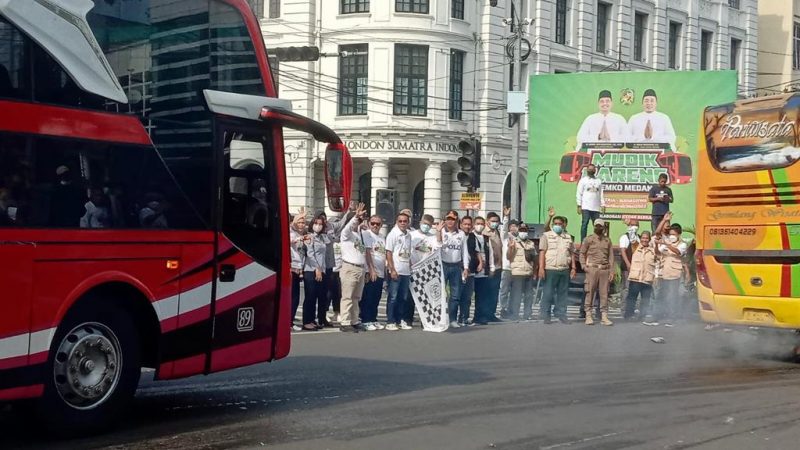 Bobby Nasution Wali Kota Medan Pertama Programkan Mudik Gratis, Hari Ketiga 666 Pemudik Diantar ke 13 Daerah Tujuan