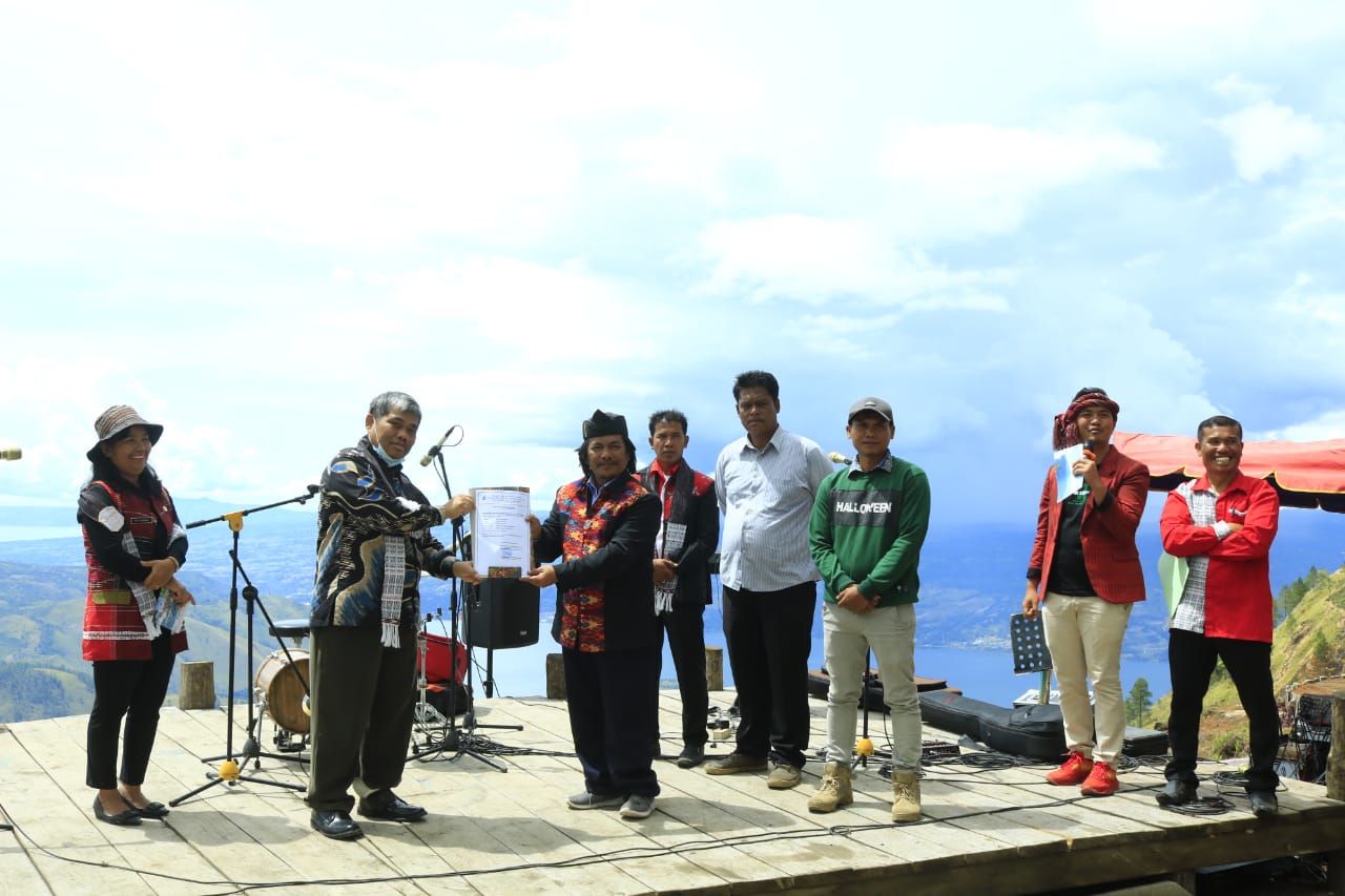Pemkab Samosir 54 Desa Wisata Salah Satunya Partuko Naginjang Harian