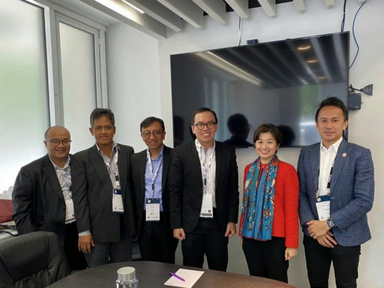 Telkom Jelaskan Solusi Smart City di London Tech Week 2022