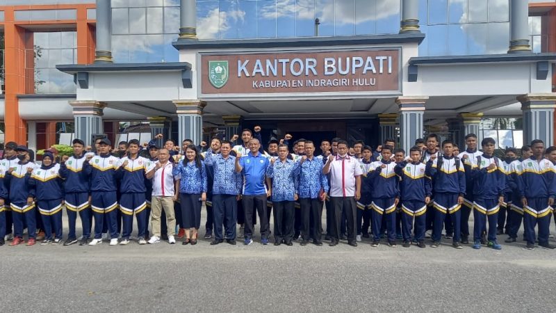 Popda XV di Tingkat Provinsi Riau 2022, Asisten I Pemkab Inhu Lepas 99 Atlet