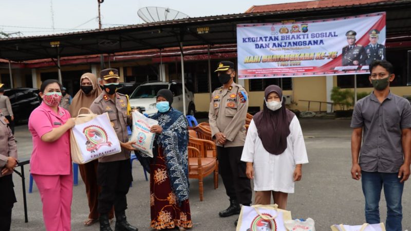 Dalam Rangka HUT Bhayangkara Ke-76 Tahun 2022, Polres Pematangsiantar Laksanakan Bhaksos dan Bansos