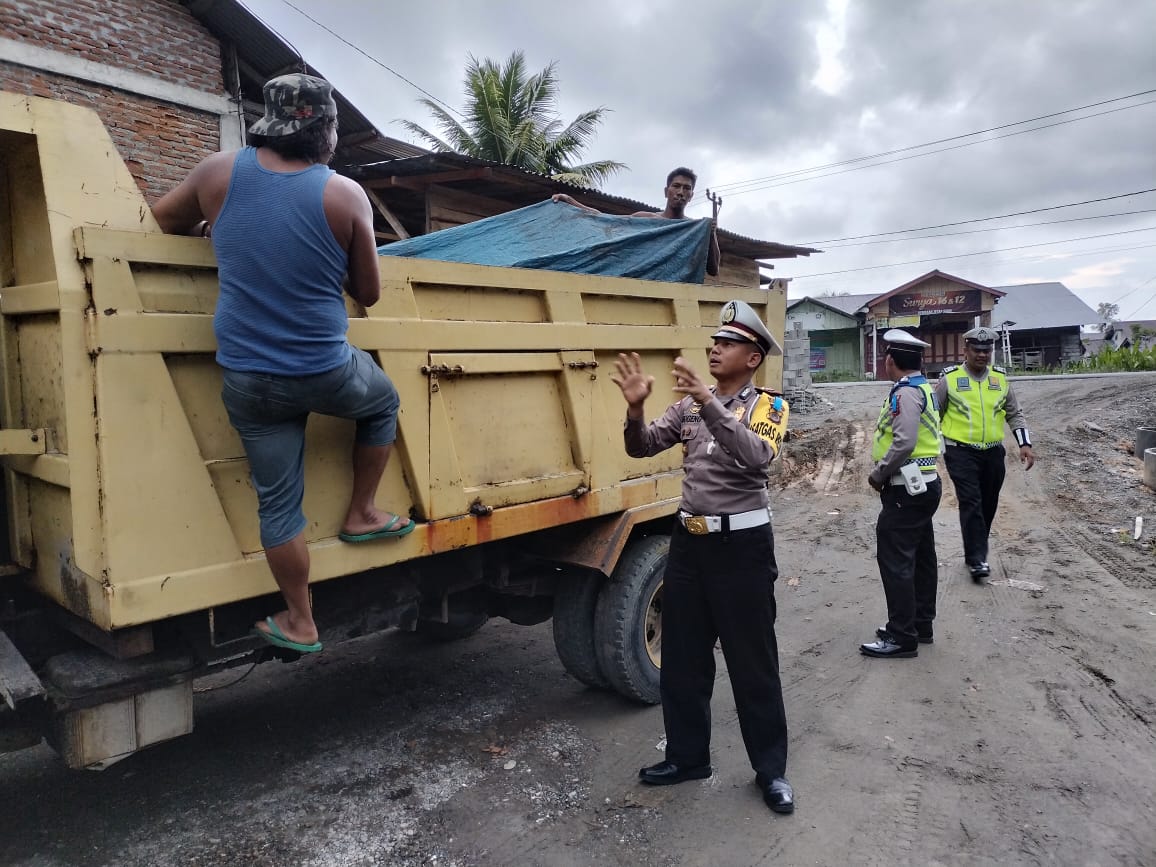 Turun Ketengah Masyarakat Sat Lantas Polres Aceh Barat Sosialisasikan Road Safety