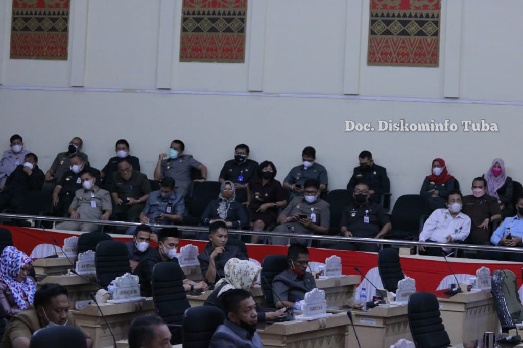 Rapat Paripurna DPRD Bupati Winarti Sampaikan Laporan Pertanggungjawaban APBD TA 2021