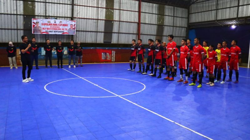 Masyarakat Antusias, Kapolres Inhu Buka Turnamen Futsal Cup 2022