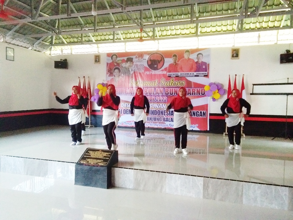 Partai PDI Perjuangan Tanjungbalai Semarakkan Senam SICITA Sambut Bulan Bung Karno