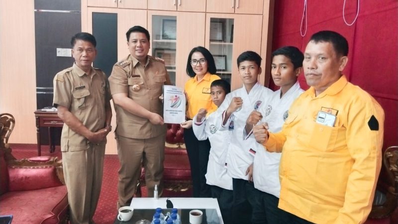 Bupati Samosir Siap Berangkatkan Atlet Kung-Fu Tradisional ke Palembang