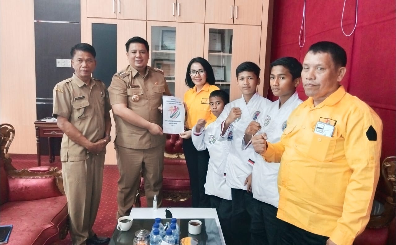 Bupati Samosir Siap Berangkatkan Atlet Kung-Fu Tradisional ke Palembang