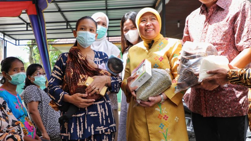 Hindari Rawan Pangan dan Cegah Stunting, Bobby Nasution Beri Makanan Tambahan Untuk Ibu Hamil dan Ibu Menyusui