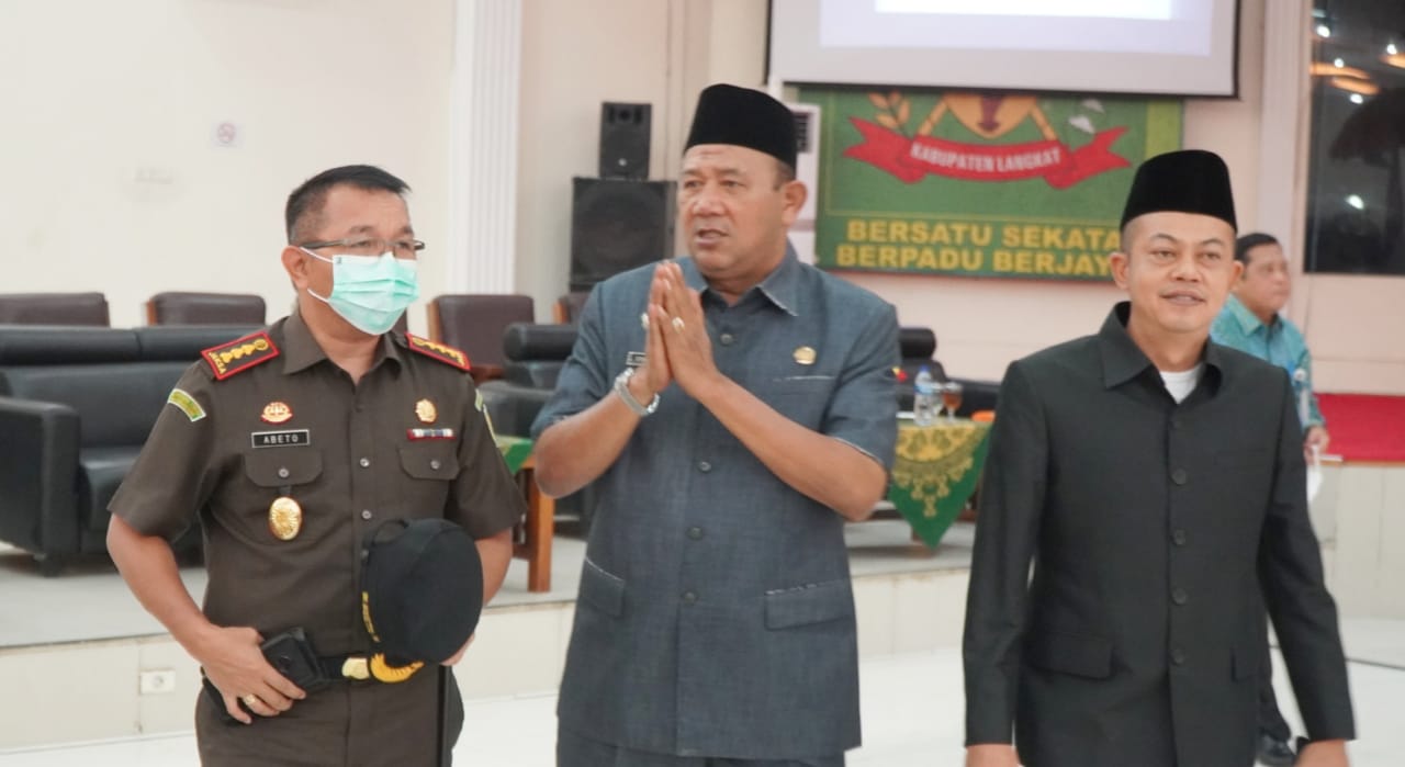Jawaban Plt Bupati Langkat terhadap Pandangan Umum Fraksi DPRD Langkat Tentang Ranperda
