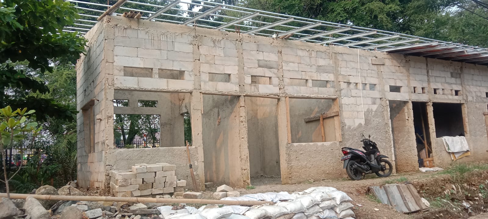 Diduga Bangunan Milik Dinas SDA Tak Miliki Ijin