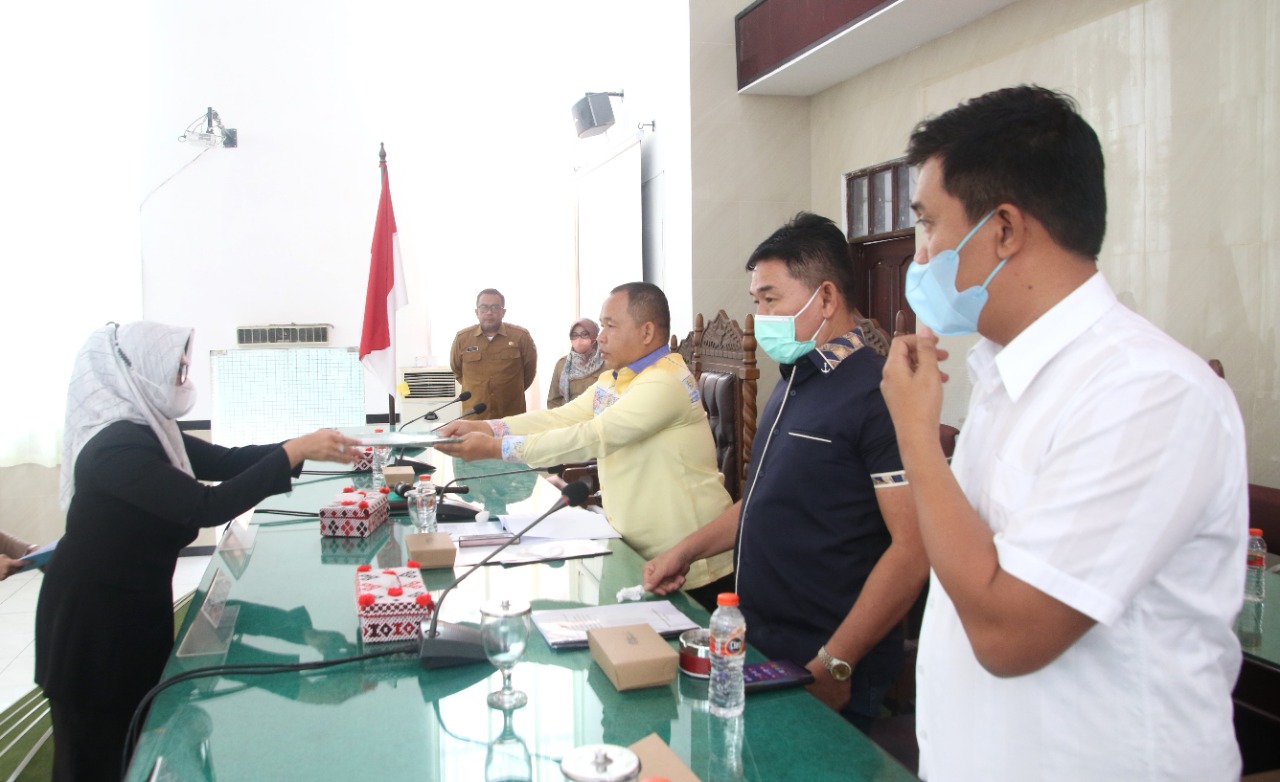 Plt Wali Kota Pematangsiantar Sampaikan Nota Jawaban atas Pemandangan Fraksi DPRD