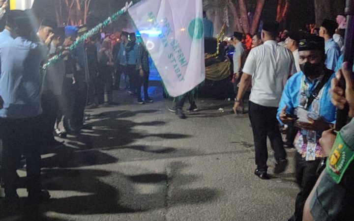 Polres Langkat Laksanakan Pengamanan Pawai Obor dan Becak Hias