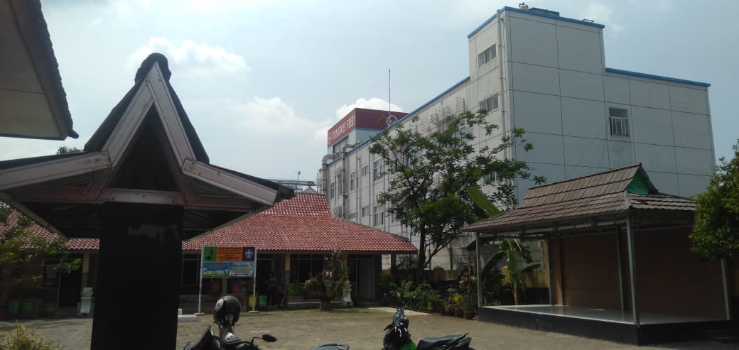 Bau Busuk Menyengat Mendera Sekolah, Masyarakat Sekitar Minta Bupati Tindak Tegas PT.TongWai Indonesia