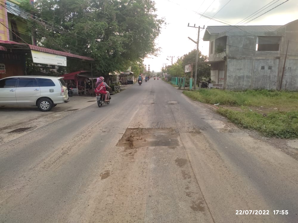 Jalan Rusak Parah Warga Geudubang Jawa Harapkan Perbaikan Dari PUPR Langsa