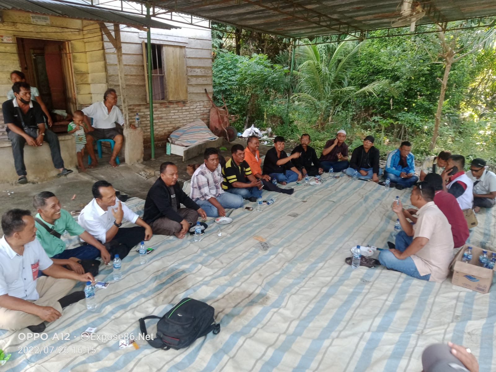 Ketua Bravo Lima Kabupaten Batu Bara Melayat Meninggal nya Istri James Panjaitan di Simpang Dolok