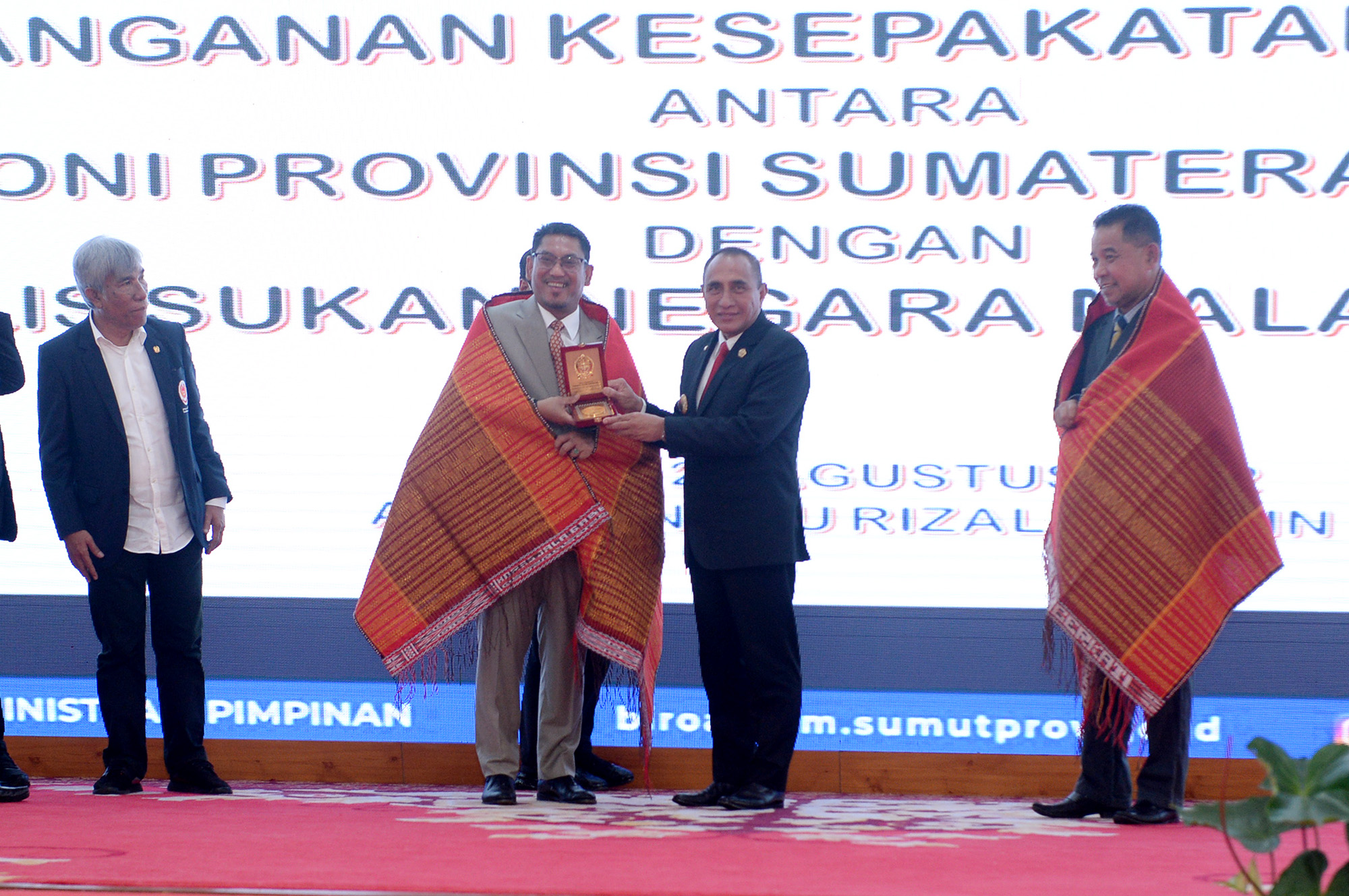 Menpora Malaysia Berdarah Sumut Edy Rahmayadi Ajak Berkunjung ke Kampung Halaman