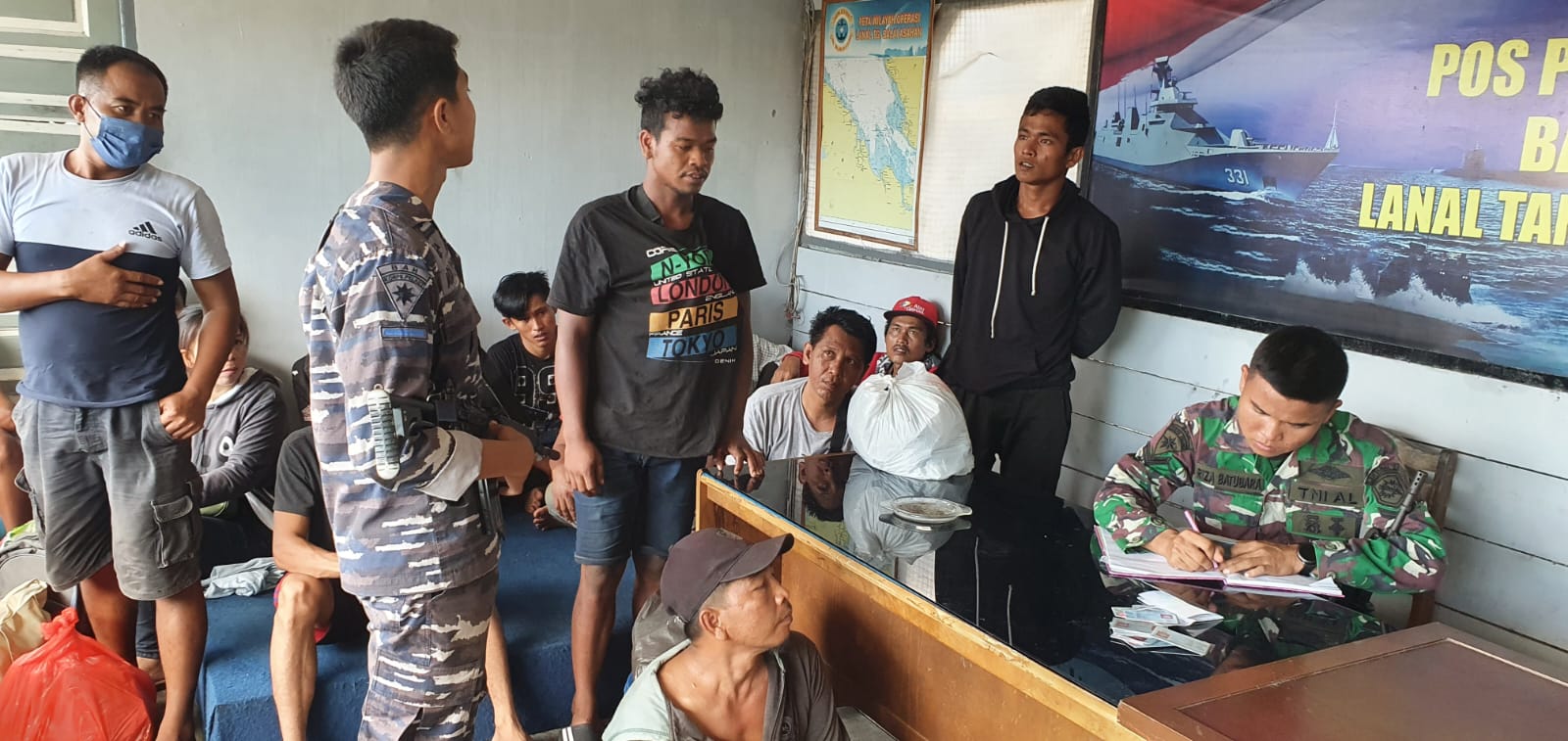 TNI AL Tangkap Kapal Pembawa PMI Ilegal di Perairan Tanjung Balai Asahan