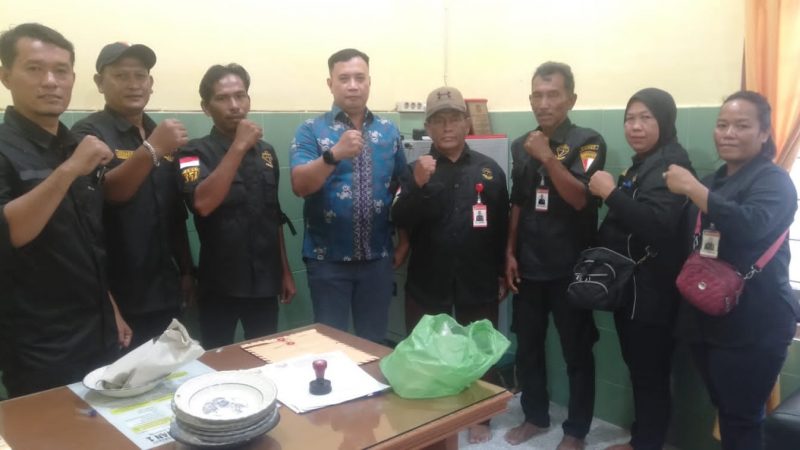 Silaturahmi Sekaligus Audensi DPC LSM Penjara Ke Kelurahan Belawan 1, Lurah Sambut Baik