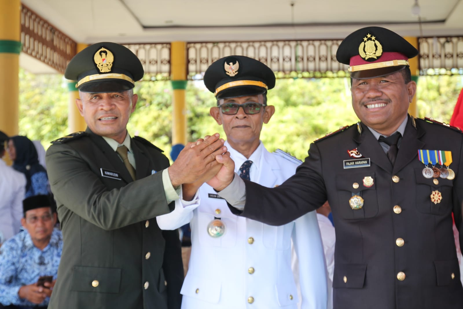 Muspika Kecamatan Rundeng Memperingati HUT RI ke 77 dilapangan Alun Alun Lae Souraya