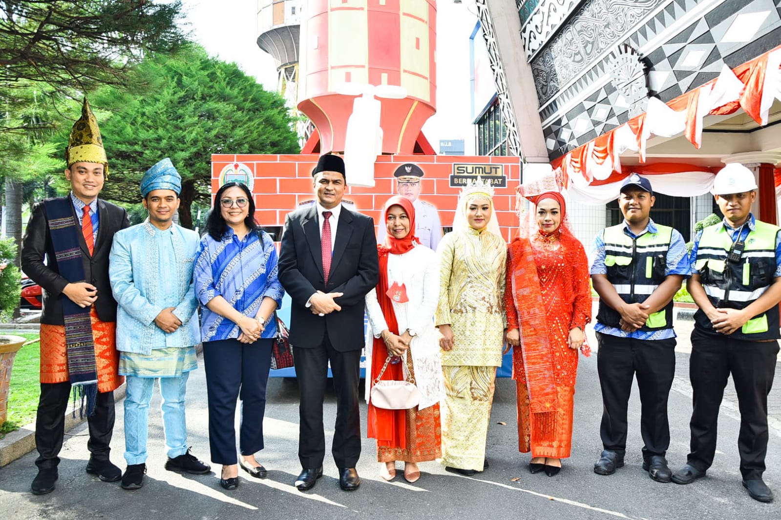 Kabir Bedi Ikuti Upacara HUT RI ke-77 Tahun