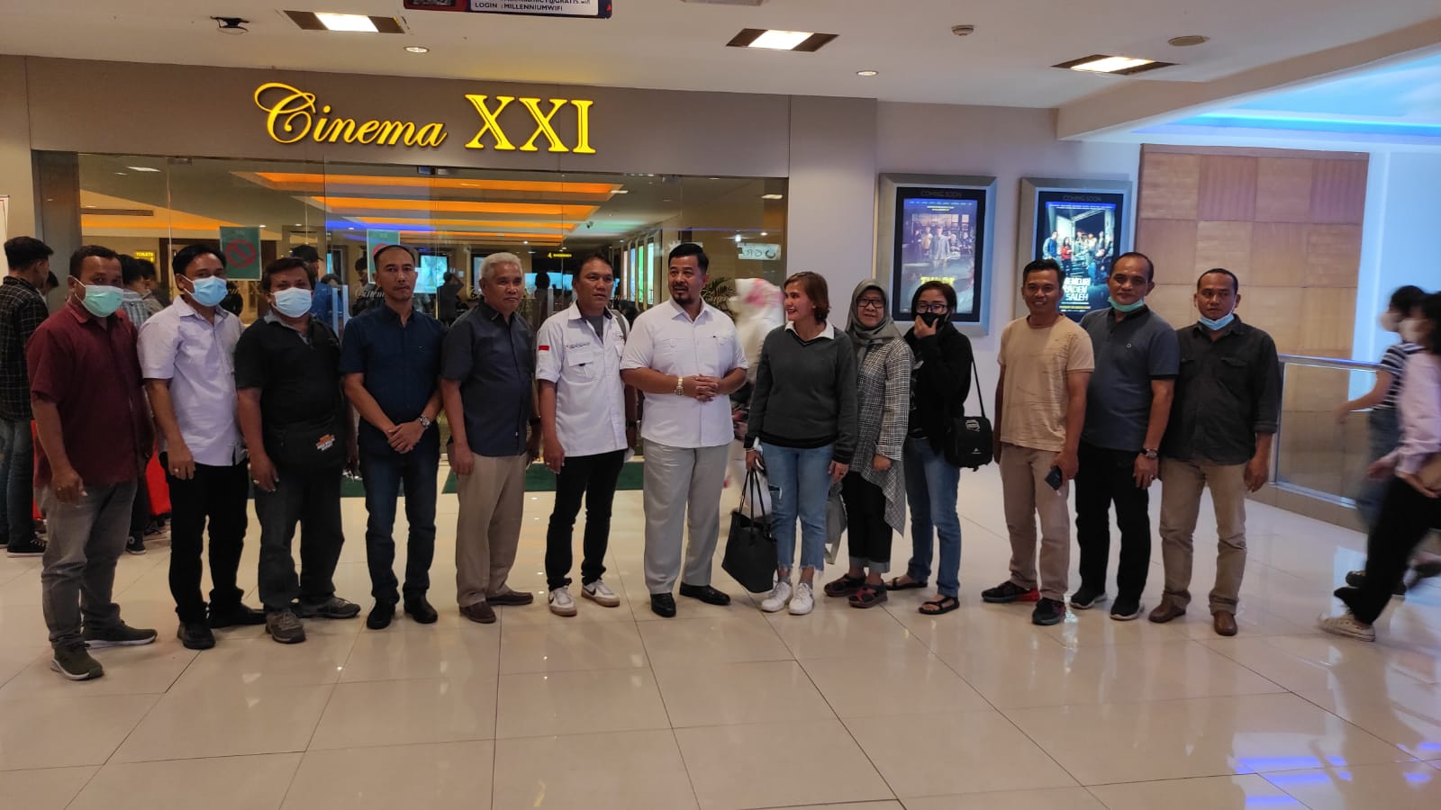 Pimpinan Milenium Plaza Undang Pengurus SMSI Sumut dan Wartawan Gubsu Nobar