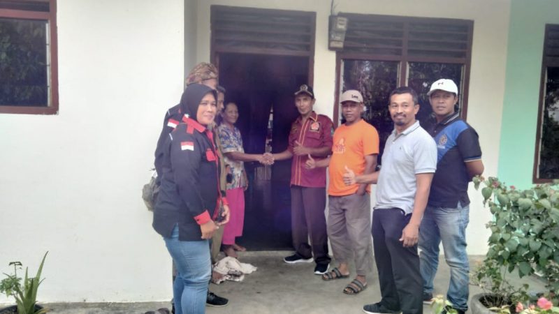 Relawan Peduli Desa Bersama KRNS Bantu Warga Penderita Kanker Payudara di Simalungun