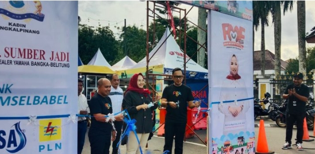 Ketua Apeksi Bima Arya dan Maulan Aklil Membuka Food Milenial Festival Di Pangkalpinang