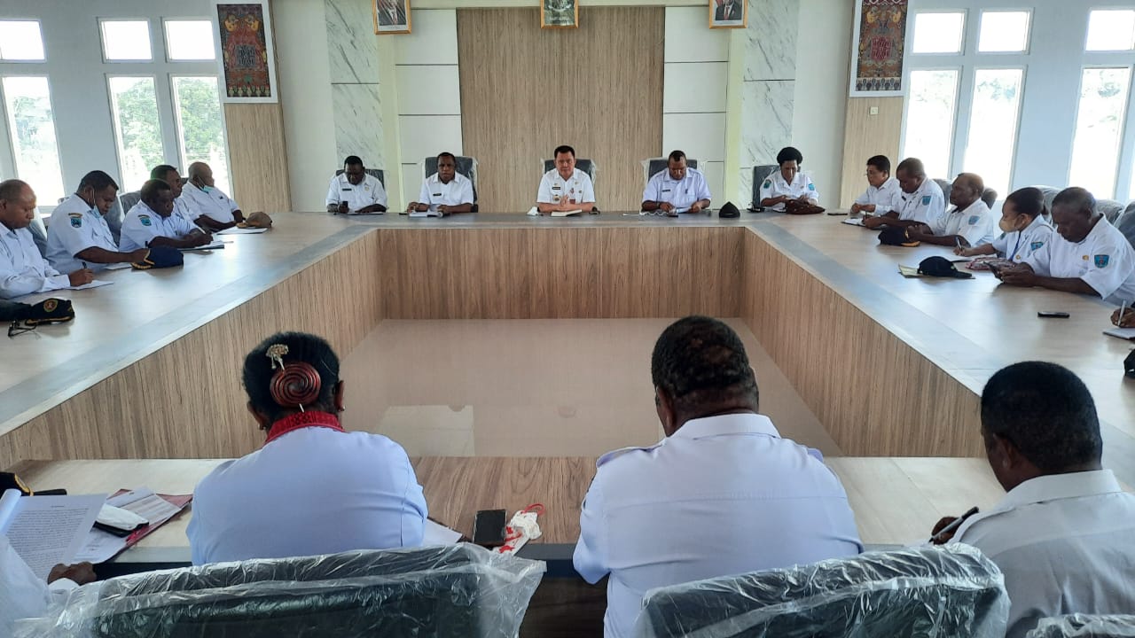 Pj.Bupati Maybrat Berharap Keterlibatan Stakeholder Menaikkan Angka Inflasi