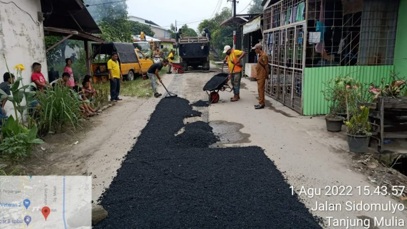 Dinas PU Terus Lakukan Perbaikan infrastruktur, Jalan Sidomulyo Medan Deli di Patching
