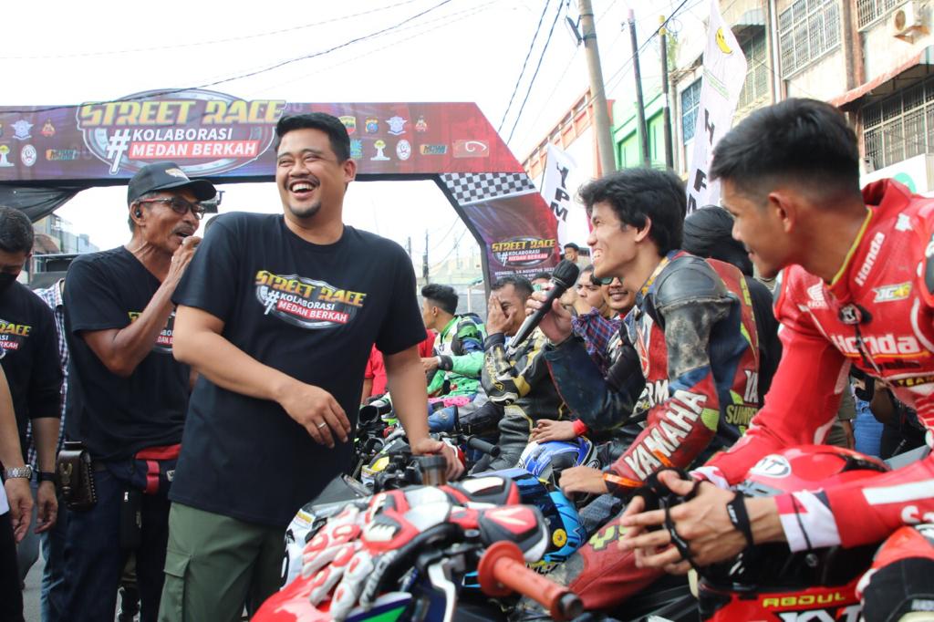 Peserta dan Warga Antusias Sambut Street Race Kolaborasi Medan Berkah