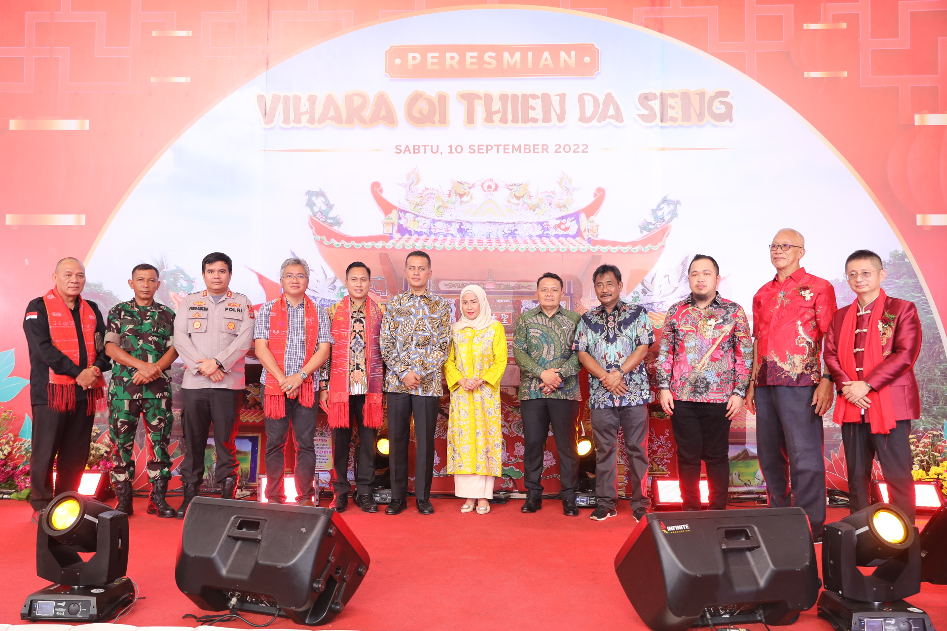 Resmikan Vihara Qi Thien Da Seng, Musa Rajekshah Imbau Jaga Kerukunan Umat Beragama