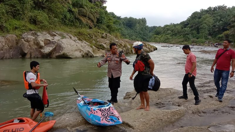 Diduga Tidak Bisa Berenang, Mahasiswa UMSU Hanyut di Sungai Bahbolon Sipispis Sergai