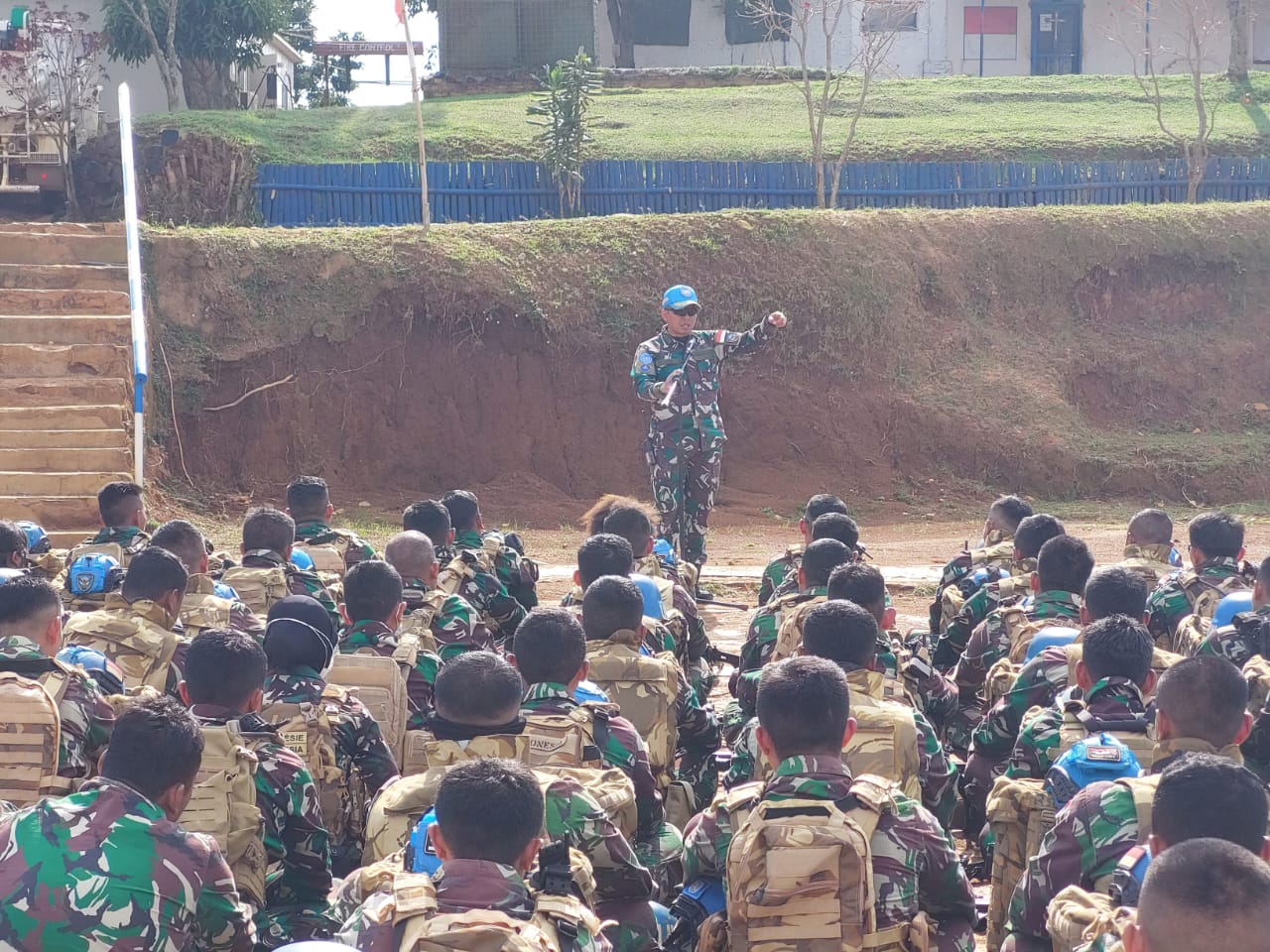 Jam Komandan, Dansatgas BGC TNI KONGA XXXIX-D Beri Motivasi Anggota