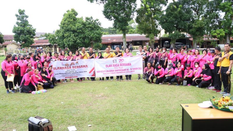 Rayakan HUT Polwan ke 74 Serta Peringatan HKGB ke 70, Kapolres AKBP Ronald Beri Apresiasi dan Ingatkan Untuk Tetap Menjaga Marwah Institusi Polri