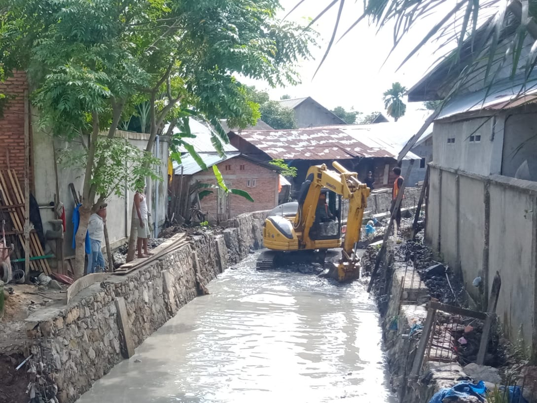 CV Tamiang Karya Kerjakan Rehabilitasi Saluran Berkualitas, Warga Sungai Pauh Ucapkan Terima Kasih