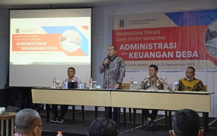 Zahir Buka Bimtek dan Study Banding Administrasi Keuangan Desa