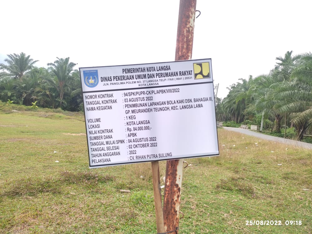 Proyek Penimbunan Lapangan Bola Pokir DPRK Langsa diduga Dikerjakan Tidak Sesuai Spek