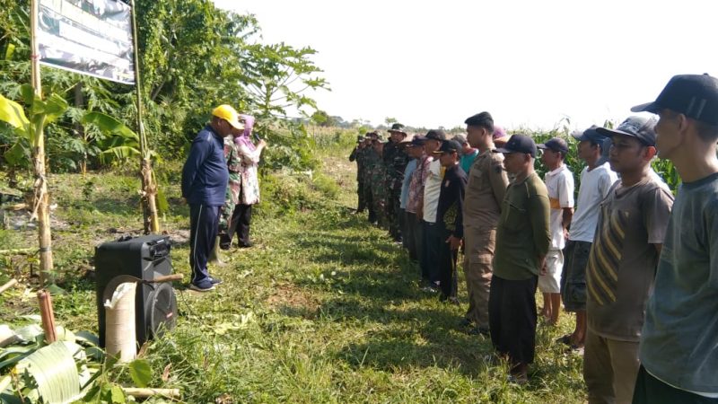 Koramil 05/Cepiring Bersama Pemdes Truko ,Gotong Royong Buka Akses Jalan Baru Dusun Teguhan