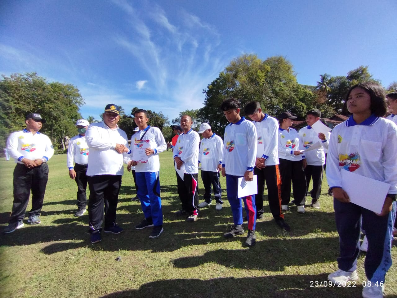 Peringati HAORNA 2022, Pemkab Samosir Berikan Penghargaan ke Altlet dan Pelatih