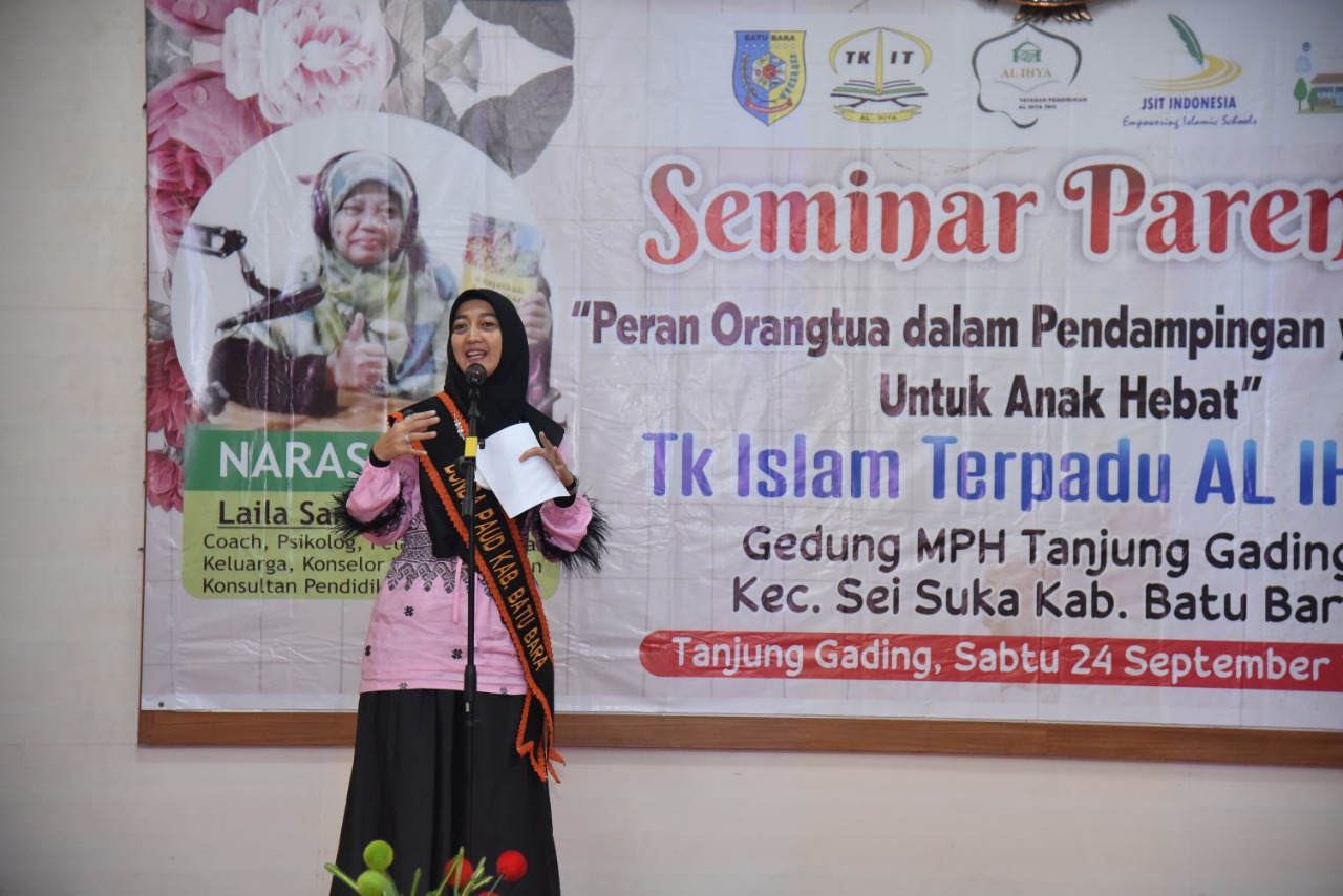 Ny. Maya Indriasari Zahir Hadiri Seminar Parenting yang Digelar oleh TK Islam Terpadu Al Ihya Tanjung Gading