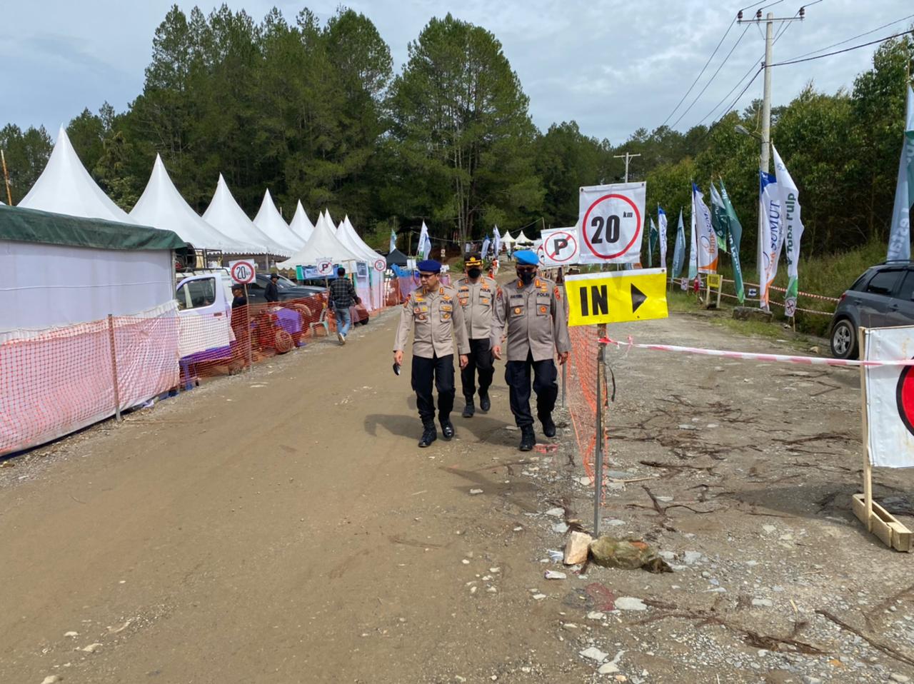 PJU Polda Sumut Lakukan Pengecekan Bersama Kapolres Simalungun Pastikan Danau Toba Rally 2022 Aman