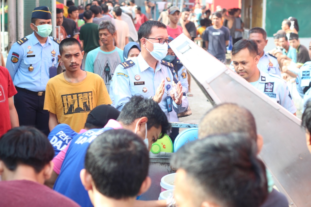 Tim Monev Kanwil Kemenkumham DKI Jakarta Lakukan Monitoring dan Evaluasi Di Rutan Cipinang