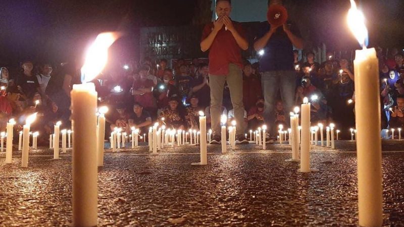 Malang Berduka GP ANSOR Menggelar Acara Doa Bersama Di Stadion Kanjuruhan Malang