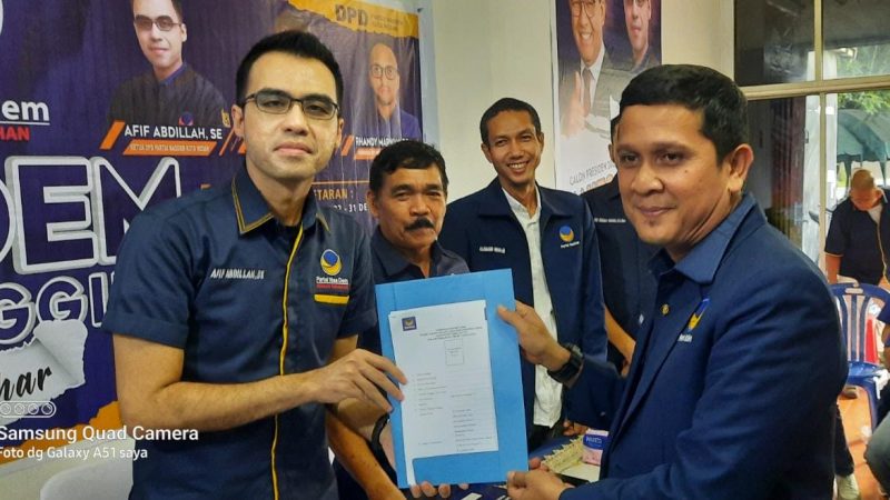 Kader Liga Mahasiswa NasDem Kota Medan Ambil Formulir Caleg 2024 di Kantor DPD Partai NasDem Kota Medan