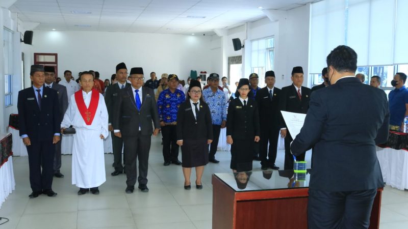Bupati Samosir Lantik Pejabat Tinggi Pratama dan Administrator