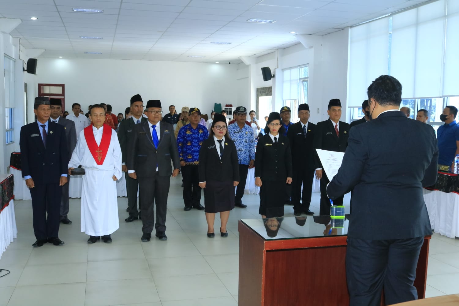 Bupati Samosir Lantik Pejabat Tinggi Pratama dan Administrator
