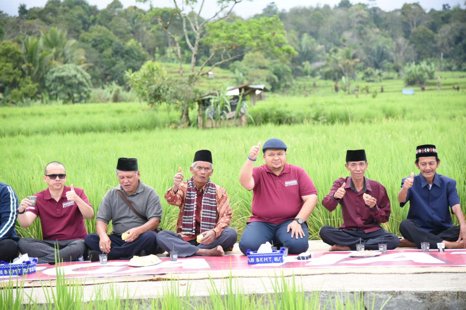 Kopi Tyana Dan Maju Jaya Ngopi Bareng Bupati Tapsel Beserta Warga Hatabosi